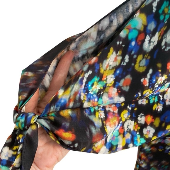 Halston Heritage 100% Silk Shift Dress Size 2 Slit Shoulder Tie Flowy Oversized - Picture 3 of 9